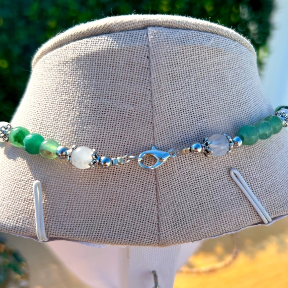 Handmade Beaded and Natural Stone Necklace Beautiful Natural Looking - Picture 2 of 5